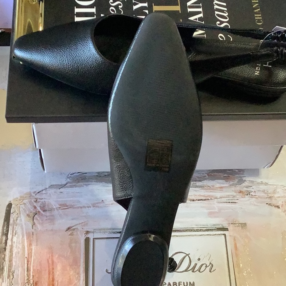 Halston HH-HEYDEN-TJ Flat Slingback Shoes. - Picture 5 of 11